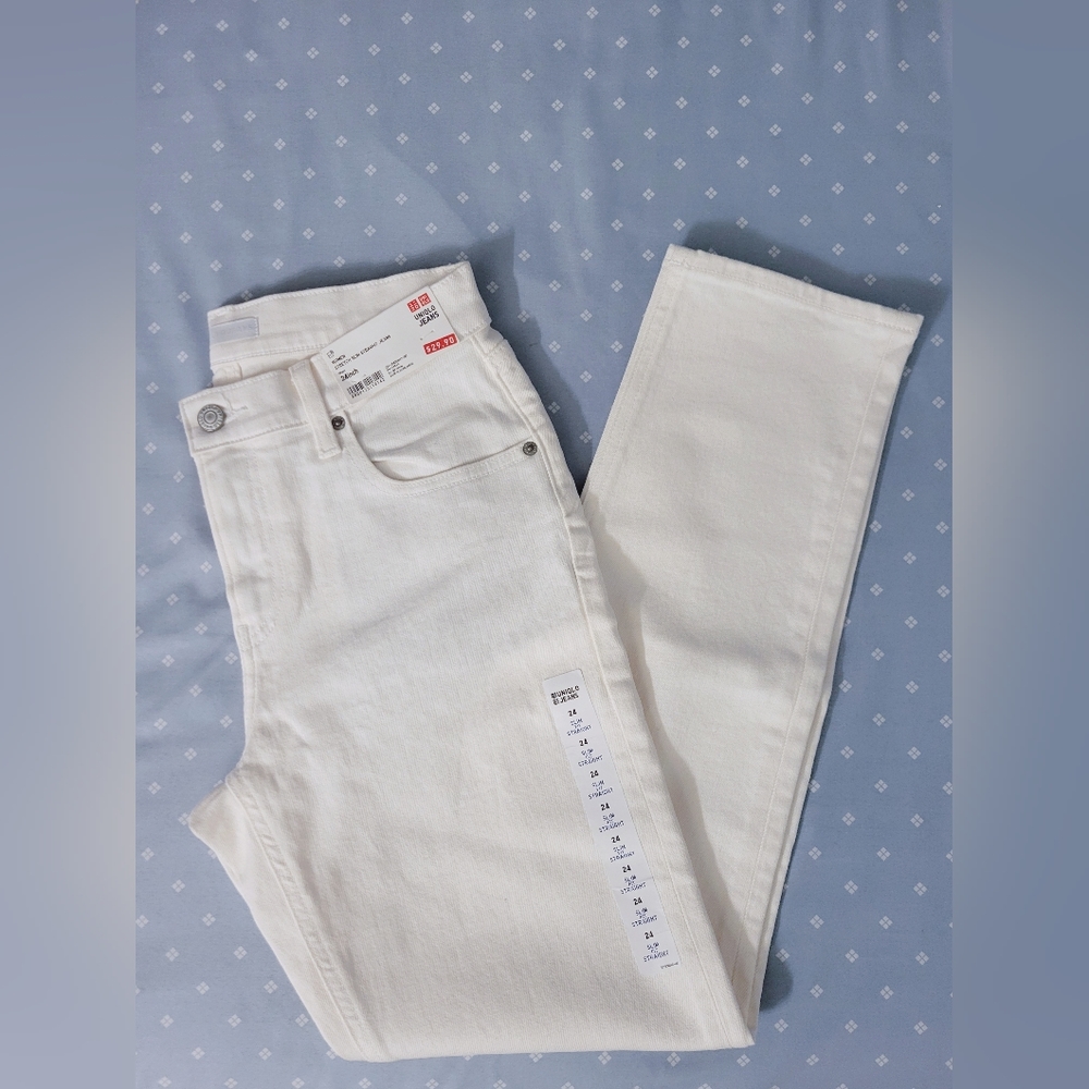 UNIQLO Women's Slim Straight Jeans